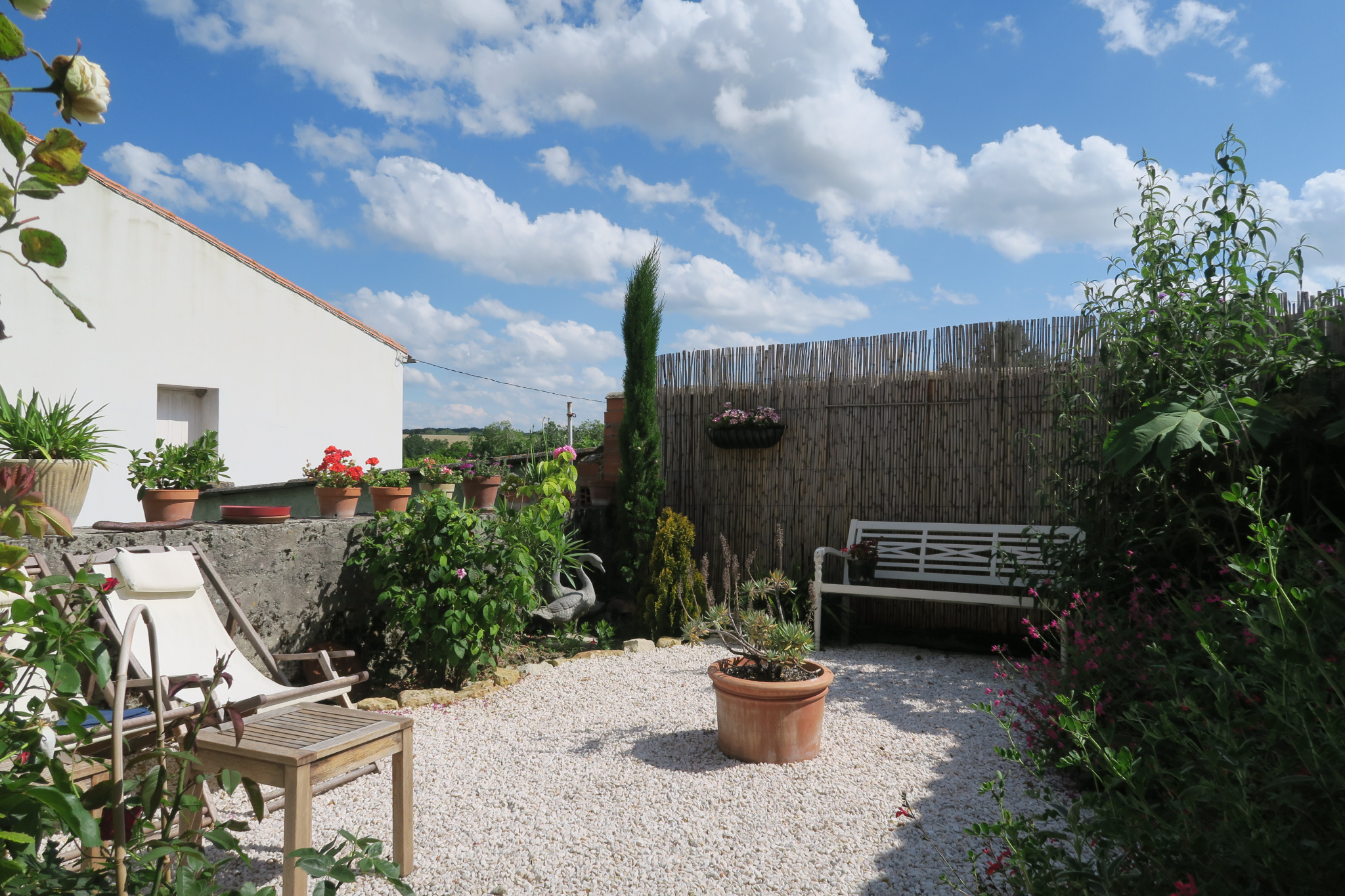 vente MAISON DE VILLAGE AVEC JARDIN TERRASSE