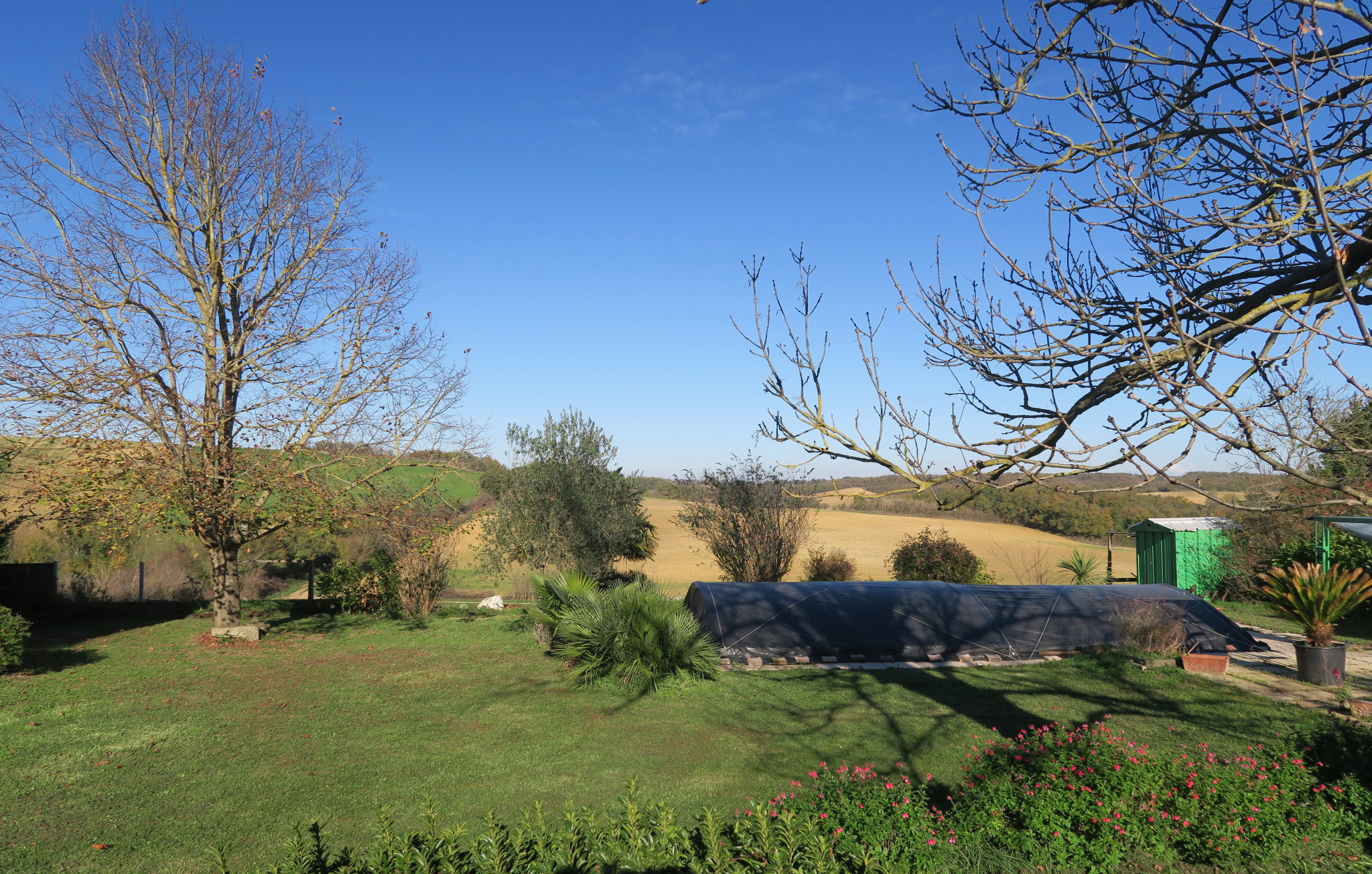 Vente Maison De Campagne Avec Jardin Piscine Et Dependances